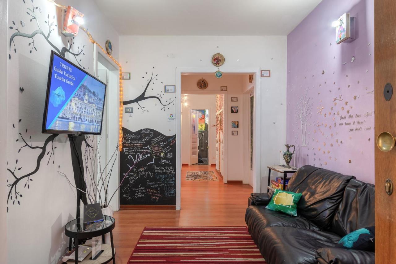 Artistic Guest House Trieste Bagian luar foto
