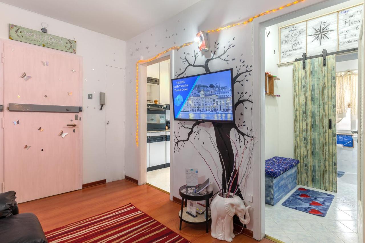 Artistic Guest House Trieste Bagian luar foto